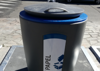 foto contenedor urbano